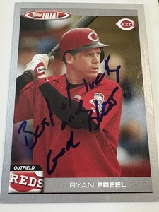 Autografo 2004 Topps Total Ryan Freel Cincinnati Reds (d. 2012) - Foto 1 di 2