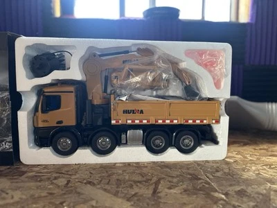 Huina 1538 Logging Dump Truck - Image 1 of 4