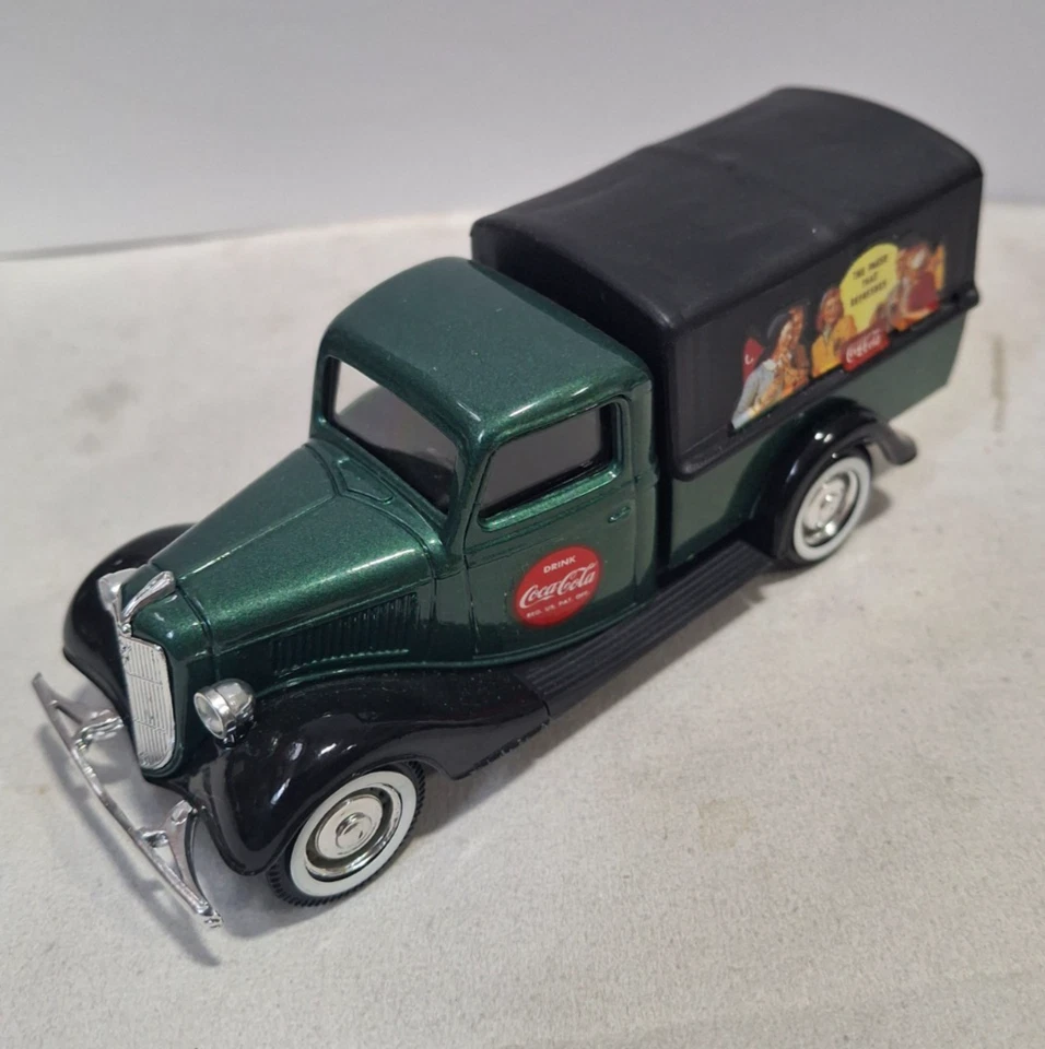 Camión de reparto Ford Coca-Cola 1998 Solido 1936 diecast escala 1/24 TC-245 de colección Foto 1 de 3