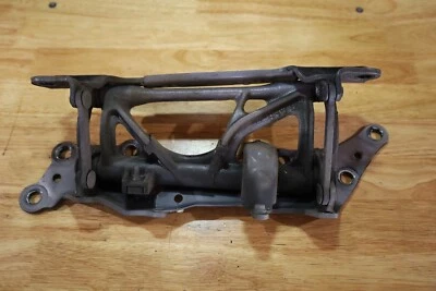 OEM 1992-2000 LEXUS SC300 400 BISAGRA DE MONTAJE DE PUERTA PASAJERO DERECHO DIESTRO Foto 1 de 3