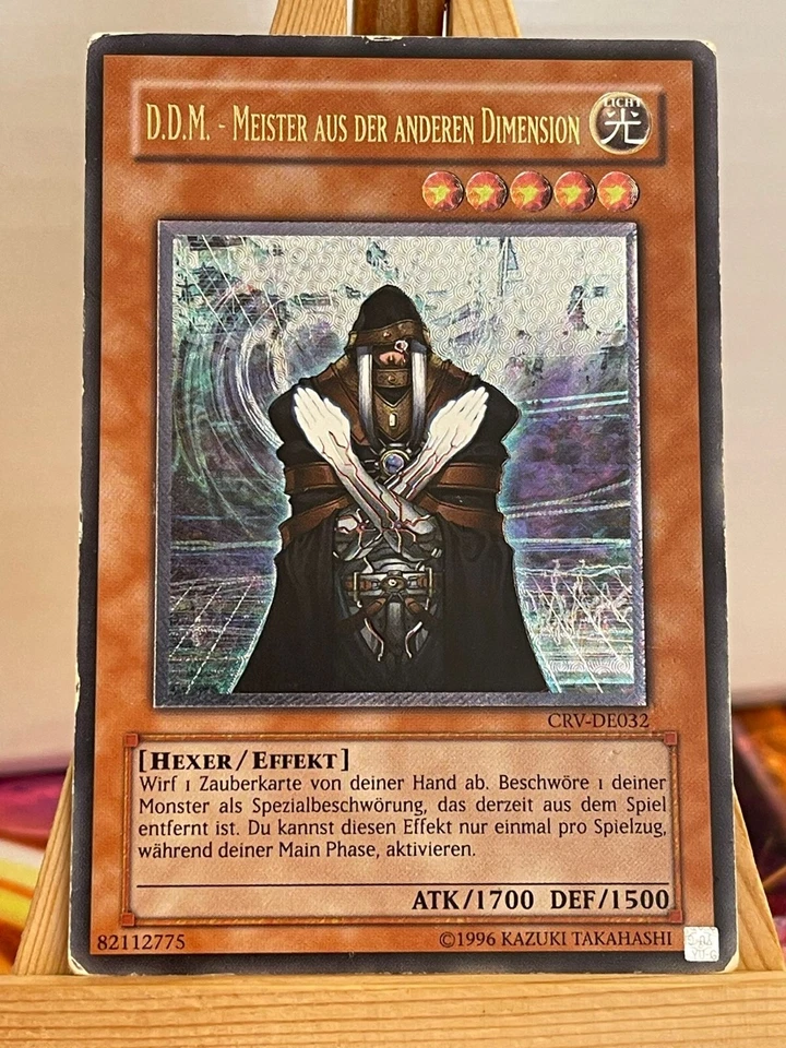 D.D.M. - Meister Aus Der Anderen Dimension CRV-DE032 Ultimate Rare DE VG YUGIOH - Bild 1 von 1