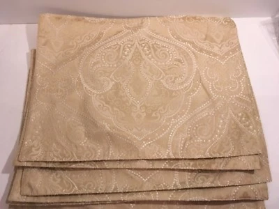 Target Classic Tidings Placemats Set of 6 Christmas 2008 Beige White Paisley - Image 1 of 4