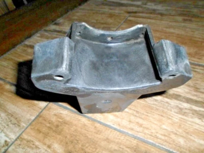 2004 2005 Pontiac Bonneville SLE GXP - Fog Light Mounting Bracket Left or Right - Image 1 of 4