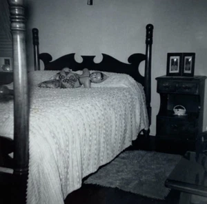 Dolls On Four Poster Bed In Room B&W Photograph 3.5 x 3.5 - Picture 1 of 3