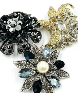 LOT OF 3 THREE VINTAGE REVIVAL RHINESTONE BROOCHES JEWELRY FLORAL FLOWER LOT 10 - Picture 1 of 3