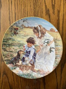 DELIGHTFUL BUNDLE Plate NIB Hearts and Flowers By Sandra Kuck #6 Picnic Dog Cats - Picture 1 of 5