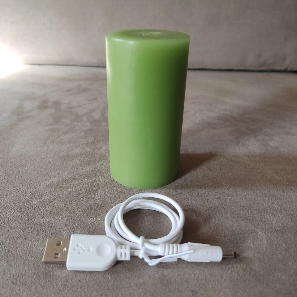 Vela LED recargable tipo abatible Rich Rose (XL-14 horas) -12 colores (juego de 2 piezas) Foto 1 de 4