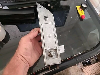 1973 78 Mercury Monterey/Marquis descanso de braço janela de energia moldura interruptor janela - Imagem 1 de 4