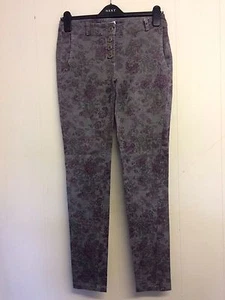 Lovely Grey & Pink Floral Skinny Jeans Trousers from Paro - Size 8 - Great Cond. - Picture 1 of 3