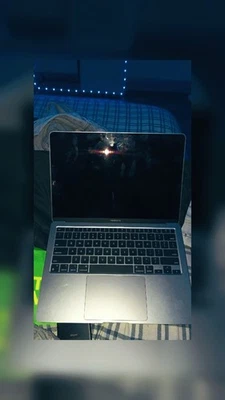 Apple MacBook Air 13.3" (128GB SSD, Apple M , 3.10GHz, 8GB RAM, Apple GPU)Laptop - Image 1 of 2