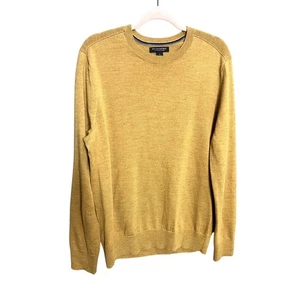 Maglione girocollo Banana Republic lana merino extra fine uomo L giallo senape  - Foto 1 di 10
