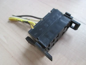 Peterbilt Delphi Electric Connector w/ Wiring for Aux. Light Switch #M260VA - Picture 1 of 8