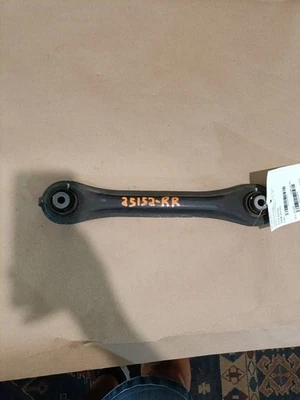 Brazo de control inferior trasero CR-V 2019 284800 Foto 1 de 4