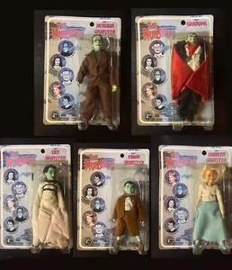 THE MUNSTERS | complete set of 5 Figures | MEGO CLASSIC TV TOYS - 2004 - Picture 1 of 11