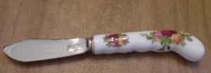 Royal Albert Old Country Roses Butter Spreader Knife EUC - Picture 1 of 4