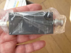 Scanner Antennenverstärker PA-21 24 Mhz bis 2,1 Ghz BNC Anschlüsse - Bild 1 von 8