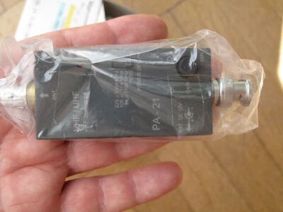 Scanner Antennenverstärker PA-21 24 Mhz bis 2,1 Ghz BNC Anschlüsse  - Bild 1 von 4