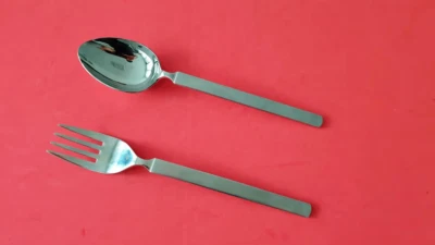 Alessi  Dry  Servierbesteck 24,2 cm  Edelstahl Glänzend Poliert Mit Mattiertem - Bild 1 von 4