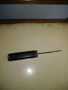 Escoge de hielo vintage con mango de madera negro de colección 71/2" de largo - Imagen 1 de 3
