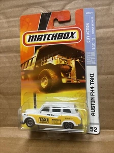 Matchbox Austin FX4 Taxi White M5334 Diecast Mattel 2007 #52 - Picture 1 of 2