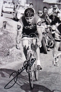 Autógrafo ciclismo | Raymond POULIDOR | Foto años 60 (escena de carreras SW) - Imagen 1 de 1