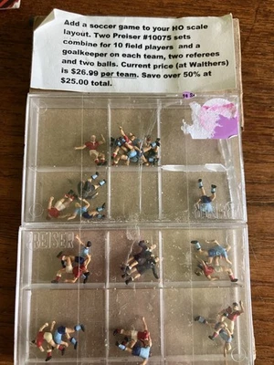 Preiser 10075 HO Red Soccer Team & Referees Figures (Set of 12) lot of 2 - Image 1 of 4