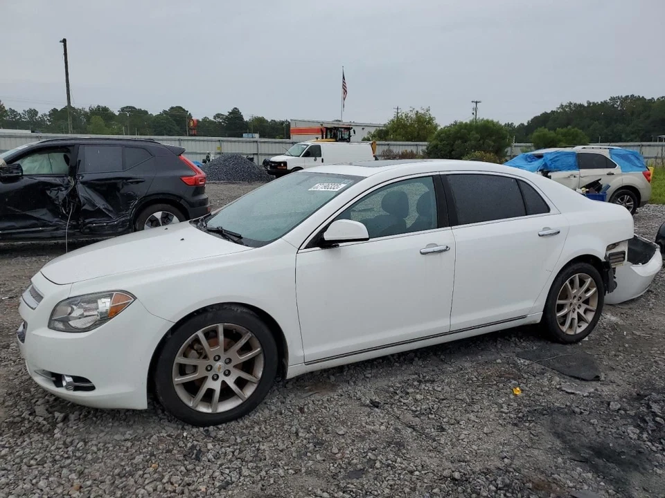Radiator Fits 08-12 MALIBU 2642587 - Image 1 of 4