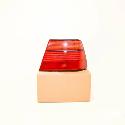 NOVA LANTERNA TRASEIRA EXTERNA DIREITA BMW 8 E31 63218354270 FABRICANTE DE EQUIPAMENTO ORIGINAL SEM OBRIGAÇÃO 🇺🇸 - Imagem 1 de 4