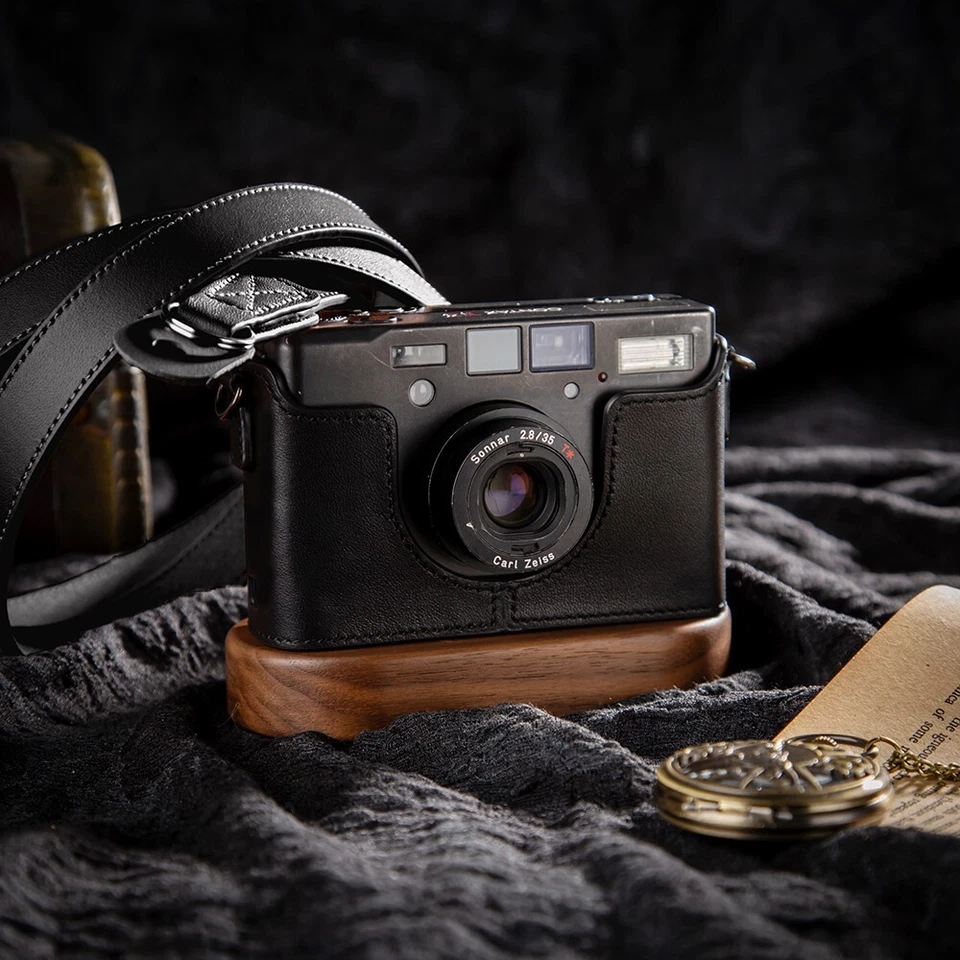 Funda para media cámara de cuero real hecha a mano para Contax T3 con correa para el hombro Foto 1 de 1