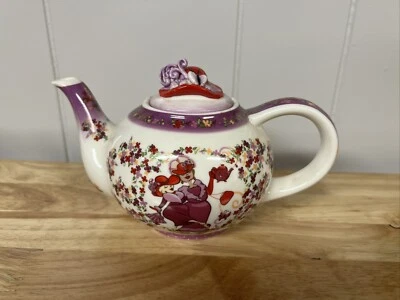 RED HAT SOCIETY 2004 PORCELAIN TEAPOT PAUL CARDEW DESIGN-TEA TIME-PINK CHINTZ - Image 1 of 4