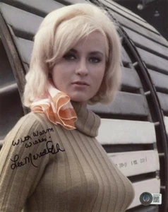 LEE MEREDITH SIGNED 8x10 PHOTO FAMOUS MILLER LITE COMMERCIAL ACTRESS BECKETT BAS - Picture 1 of 2