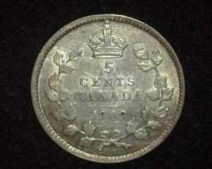 CANADÁ 1909 HOJAS REDONDAS PLATA 5 CENTAVOS KM13 CASI SIN CIRCULAR ~FCS-994 - Imagen 1 de 2