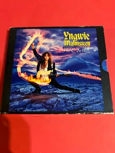 YNGWIE MALMSTEEN /FIRE & ICE JAPAN EDITION RELEASE CD SPECIAL PHOTOBOOK - Foto 1 di 4