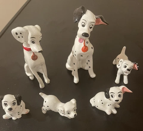 Disney 101 Dalmations Figurine PlaySet 6 Figures Play Set Cake Toppers Cover