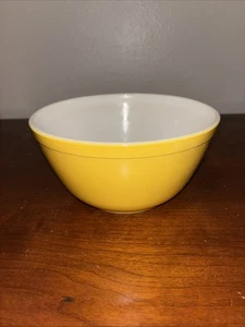 Pyrex verschachtelte Rührschüssel 402 gelb 1 1/2 Quart - Bild 1 von 4