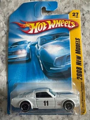 Hot Wheels 2008 New Models 27/40 White Ford Mustang Fastback Car 027/196 - Image 1 of 4