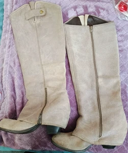 Fergie Women’s Suede Leather Knee High Boots Tan Beige Side Zip Size 7.5M - Picture 1 of 5