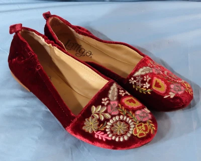 LATIGO Anthropologie MAROON VELVET FLATS Gayla Embroidered Floral Shoes 7.5 M - Image 1 of 4