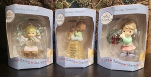 Lot of 3 2002 & 2003 Precious Moments Holiday Ornaments: 692013- 692020-692023 - Picture 1 of 11