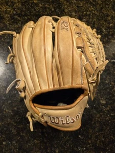 Wilson A2K 11.75 D33 Pro-Stock Select Game Ready RHT - Picture 1 of 5