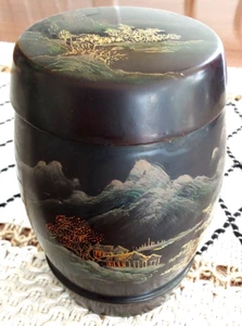 Vintage Japanese Lacquerware Tea Caddy Box Container Mountain Scene - Picture 1 of 7