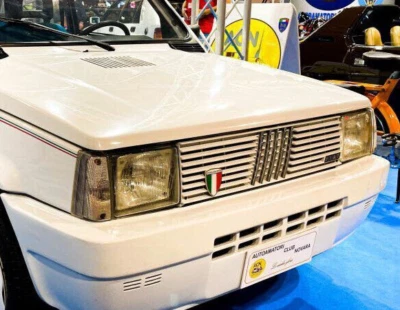 Scudo Bandiera Panda ITALIA 90 FIAT SCUDETTO stemma mascherina 7698471 TYPE PLAT - Image 1 of 4