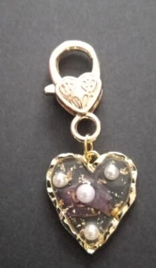 Heart Charm On A Large Lobster Clasp. - Picture 1 of 3