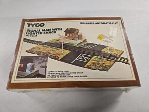 Vintage TYCO signal man with lighter shack HO Factory Sealed - Picture 1 of 4