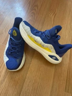 Under Armour Curry Flow 11 Shoes Youth Size 5.5 Blue White Yellow Dub Nation - Image 1 of 4