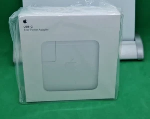 Original Apple AC Adapter NEW SEALED BOX MRW22ZM/A 61w Usb-C Power Adapter - Bild 1 von 2