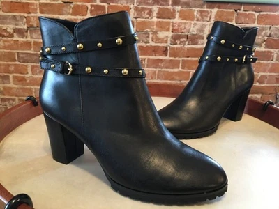 C Wonder 黑色皮革铆钉包裹式 Ava 踝靴 8 全新 — 第 1/4 张图片
