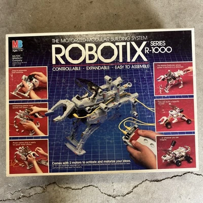 Milton Bradley 1985 ROBOTIX Series R-1000 Set Parts Comes With Figure - Image 1 of 4