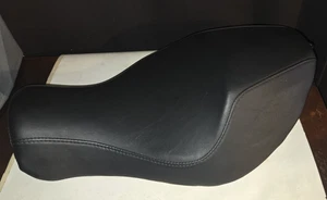 Harley Davidson Sportster Seat RDW 92/61-0067 - Genuine Harley Motorcycle Part - Picture 1 of 11
