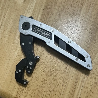 Craftsman Llave de sujeción 30970 Plegable Bloqueo Llave Ajustable Rango 1/2”-3/4” Foto 1 de 4